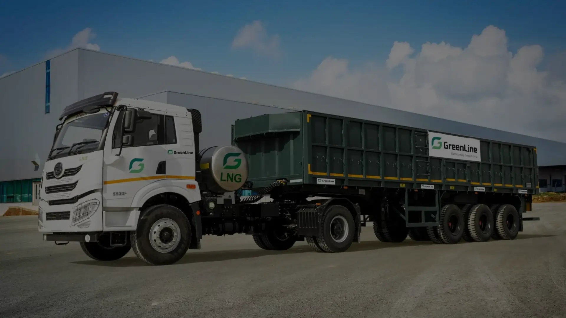 Read more about the article GreenLine Secures $275M for LNG and EV Trucks; Nikhil Kamath Contributes $20M